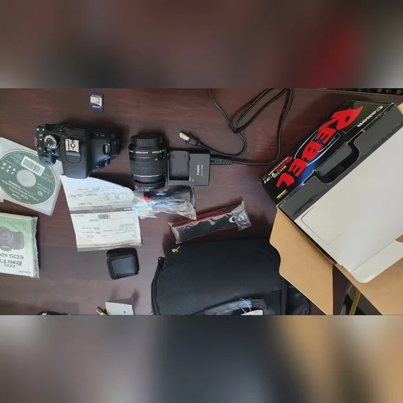 Canon EOS Rebel T3i Camera Kit 18-55 Mm Lense - Picture 11 of 12